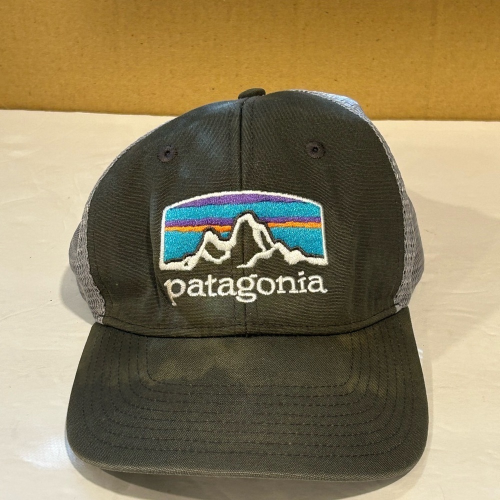 Patagonia Hat Cap Snap Mesh Back Adjustable Faded Black Horizon One Size Trucker